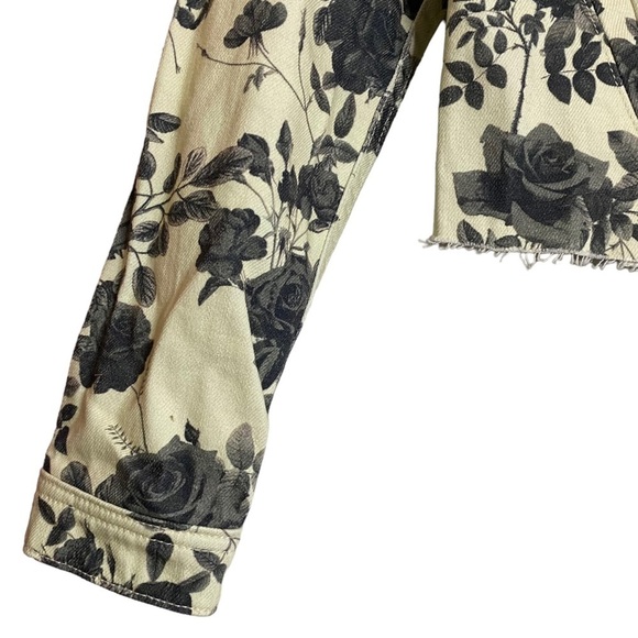 L'Agence Janice Black Rose Floral Print Cropped Denim Jean Trucker Jacket Small - Picture 4 of 16